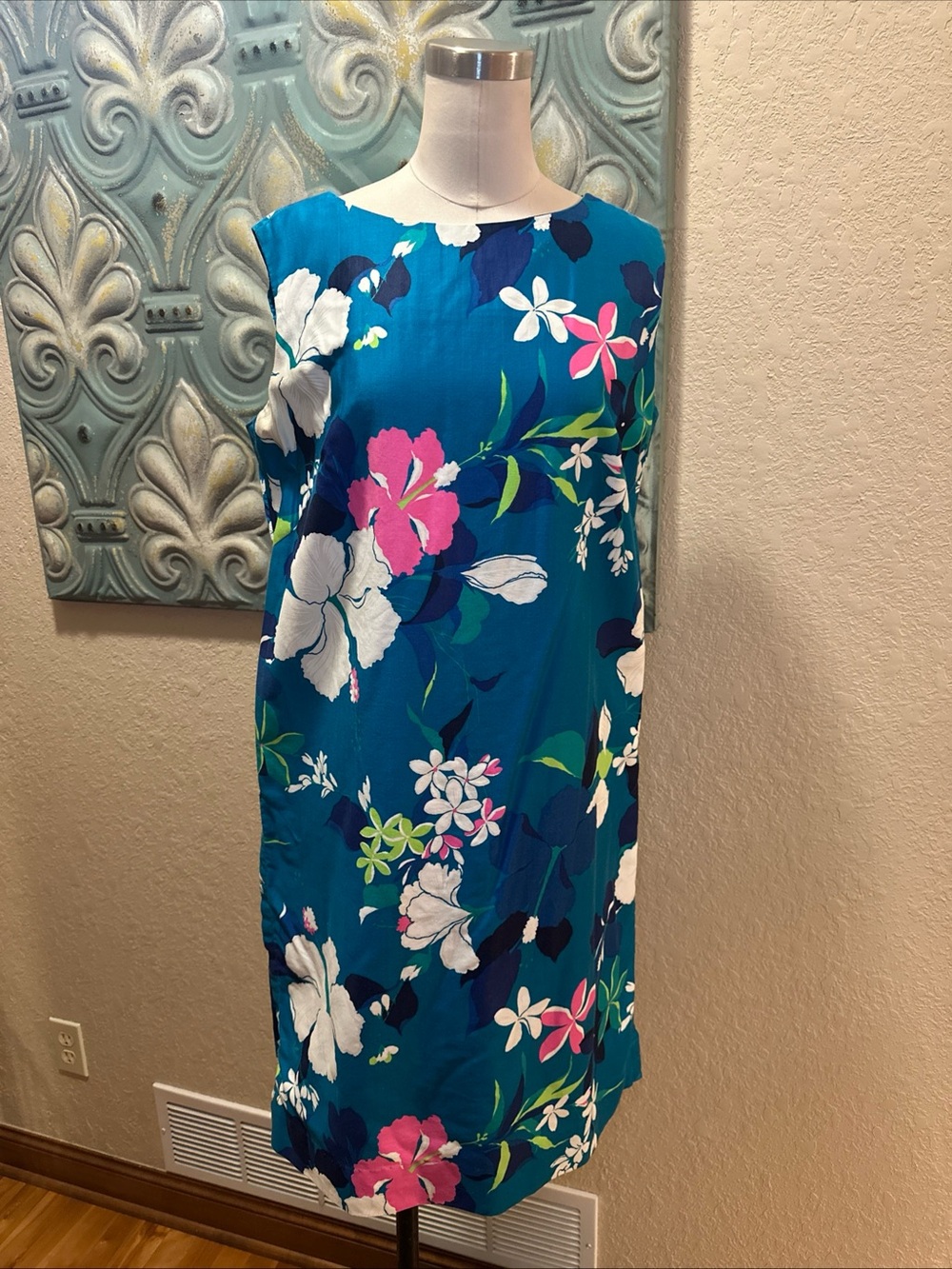 Royal Hawaiian Tropical Floral Dress Blue Pink White Made in Hawaii Hibiscus